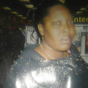 Meet your Posher, Yvenaline